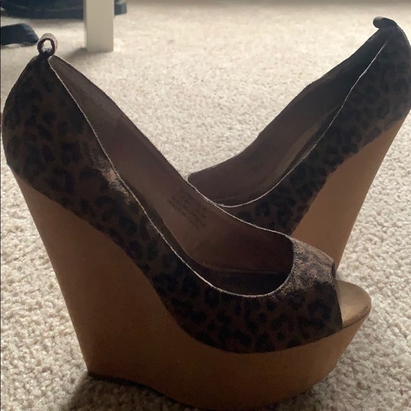 Wedges - Picture 2 of 3